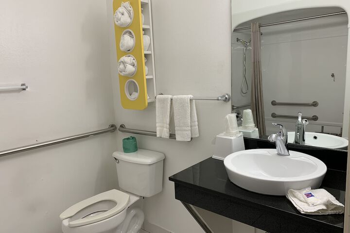 Room 40 of 56