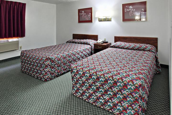 Room 26 of 33