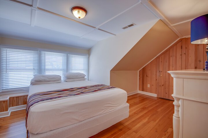 Room 135 of 167