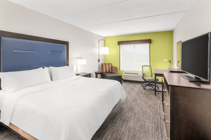 Room 25 of 60