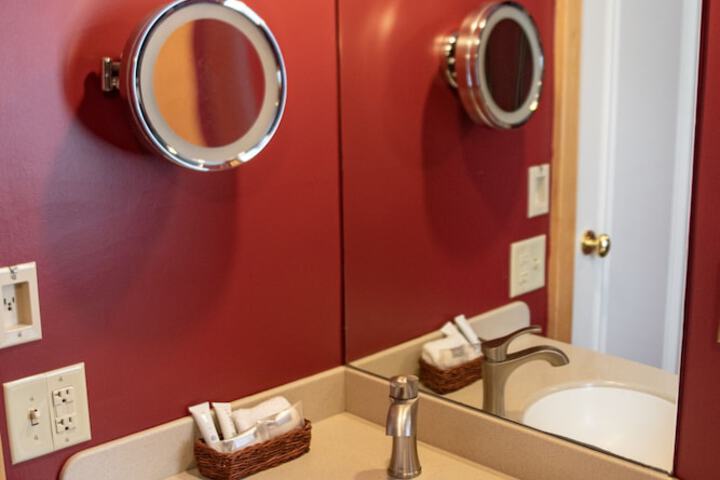 Elk River Hotel