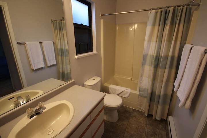Room 13 of 24