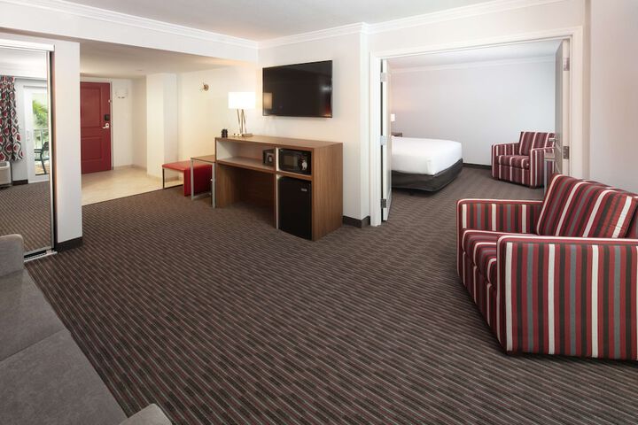 Room 36 of 76