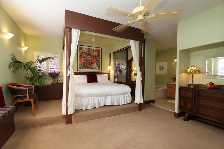 Room 10 of 107