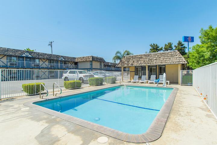 Pool 3 of 30