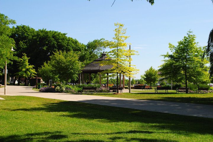 Holiday Inn Hotel & Suites Oakville at Bronte by IHG
