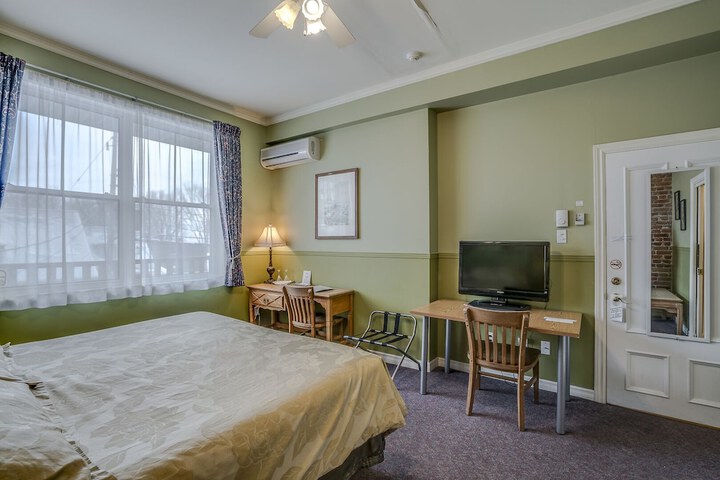Room 40 of 50