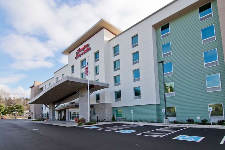 Hotel 4 of 42