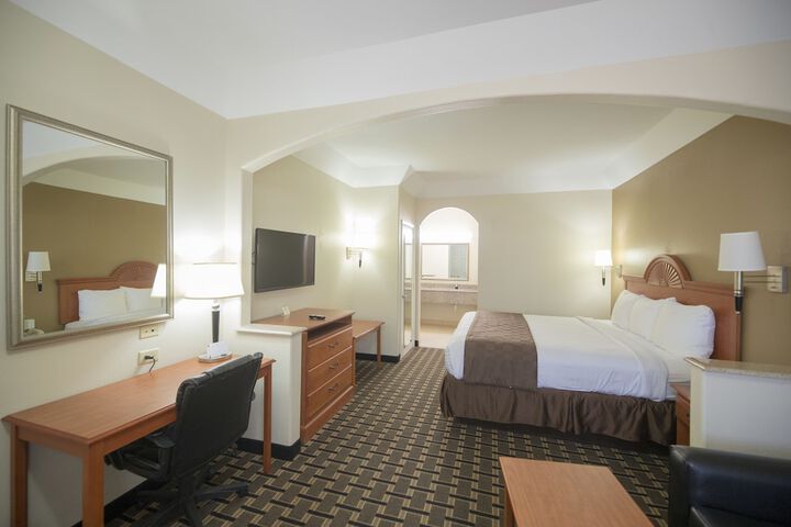 Room 28 of 33