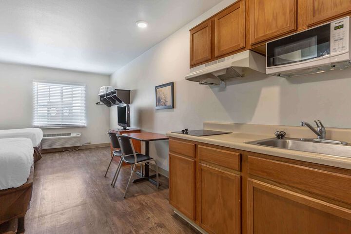Extended Stay America Select Suites Gainesville