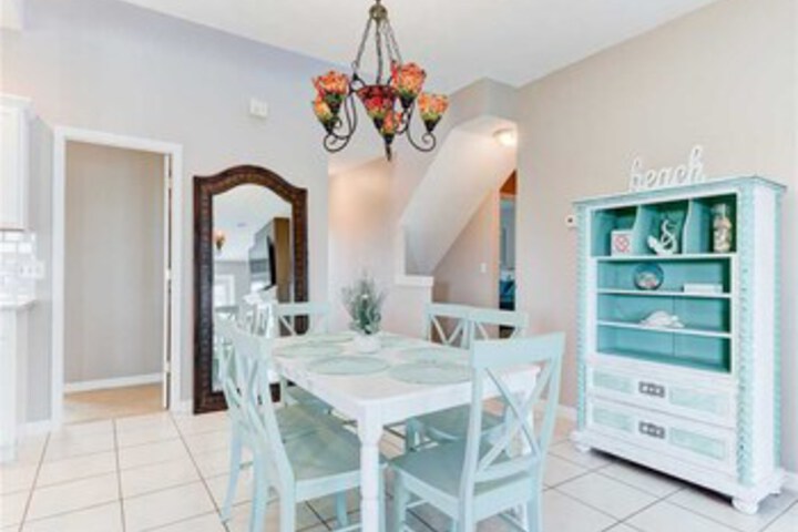 Sea Forever Upper Level 3 Bedrooms, Ocean Views, Sleeps 10