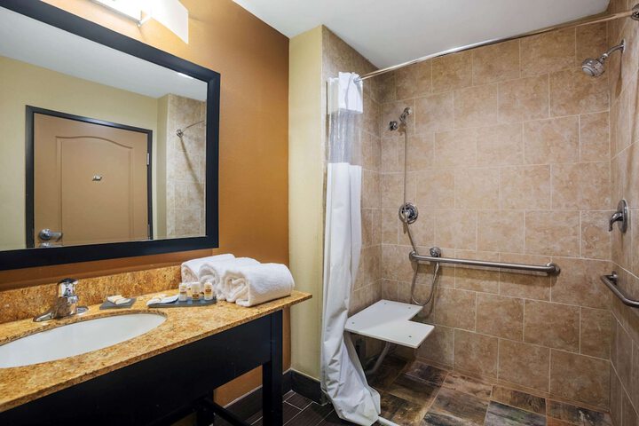 La Quinta Inn & Suites by Wyndham Beeville