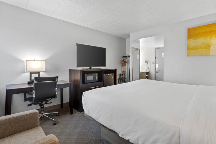 Comfort Inn Dunmore - Scranton East