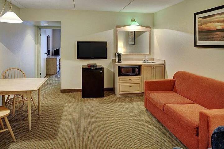 Room 5 of 26