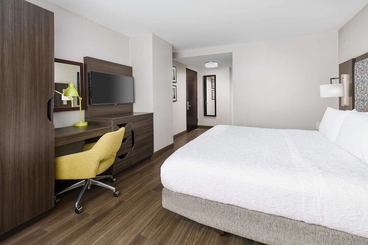 Room 16 of 21
