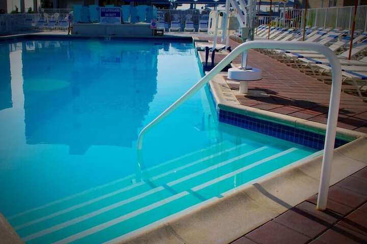 Pool 8 of 37