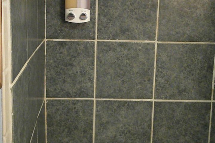 Room 90 of 154