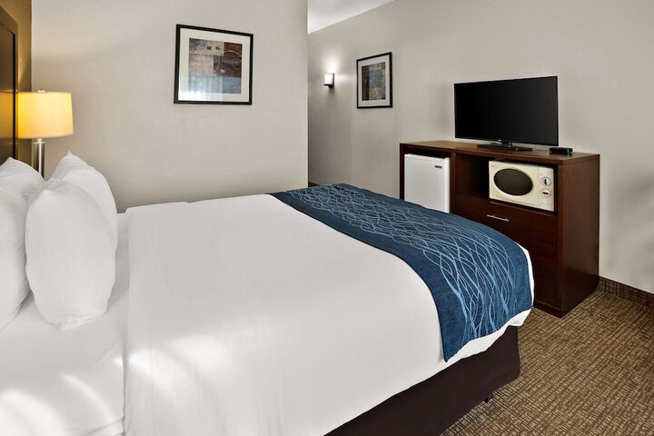 Room 7 of 35