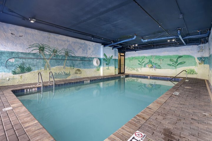 Pool 14 of 105