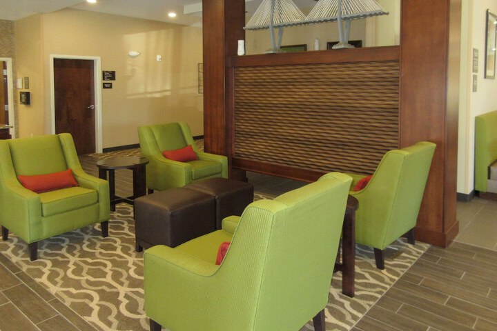 Hotel Interior 6 of 25