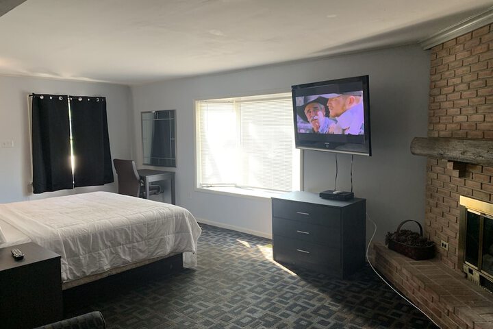 Room 34 of 42