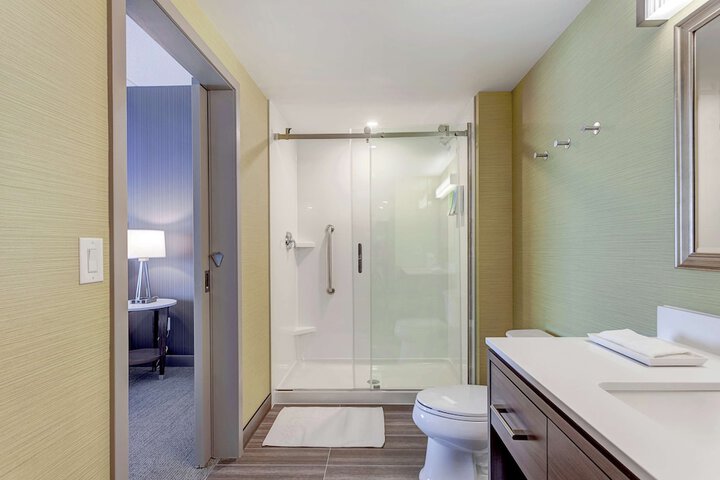 Home2 Suites by Hilton Toronto Brampton