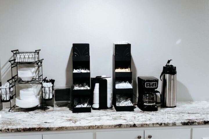 Breakfast/Coffee Service 16 of 22