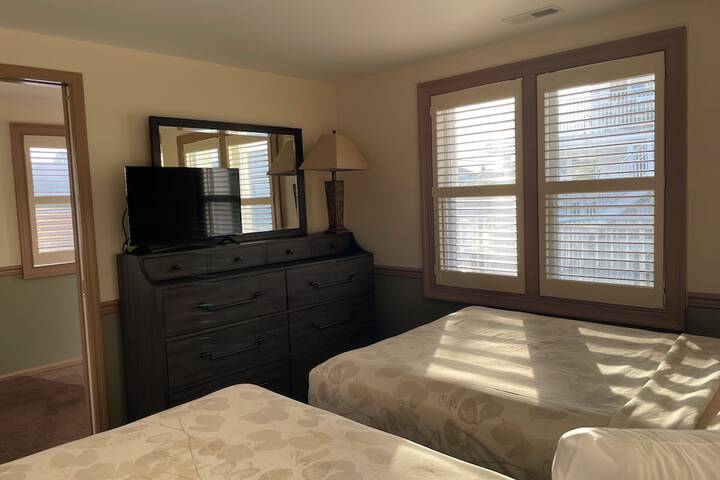 Room 49 of 185