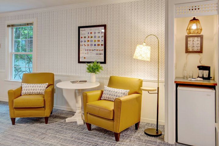 Room 43 of 117