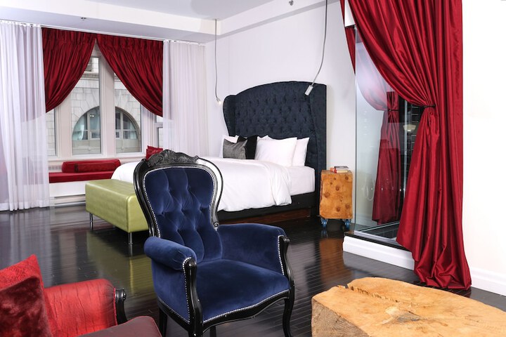Room 21 of 78