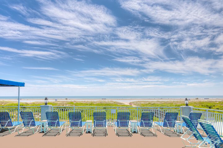 Sundeck 47 of 49