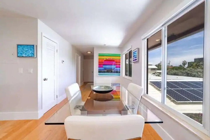 Room 50 of 60