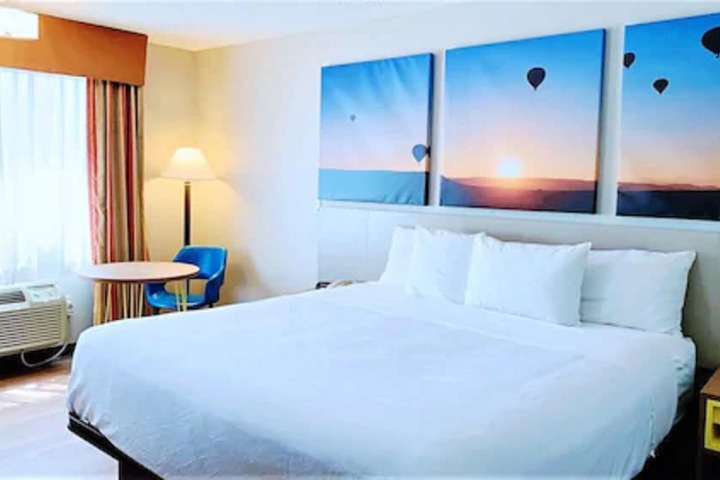 Room 39 of 53