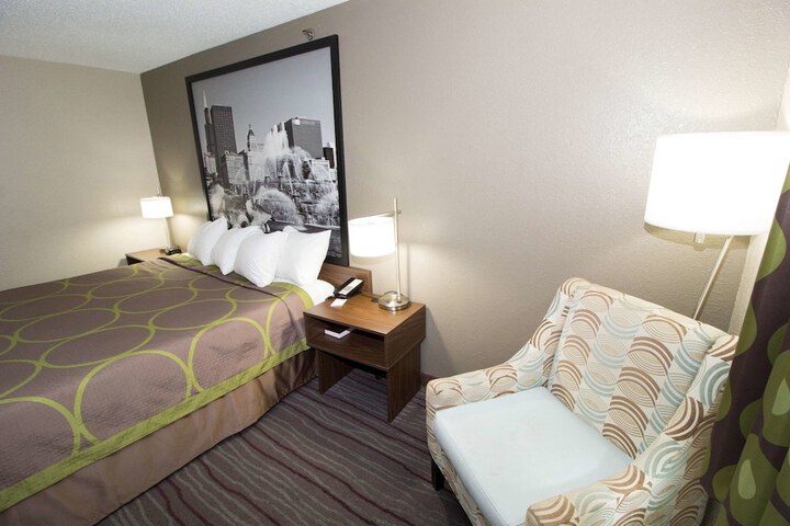 Room 21 of 50