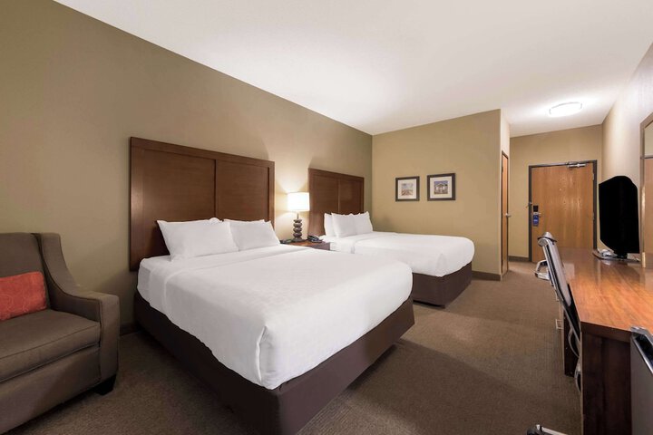 Room 26 of 32