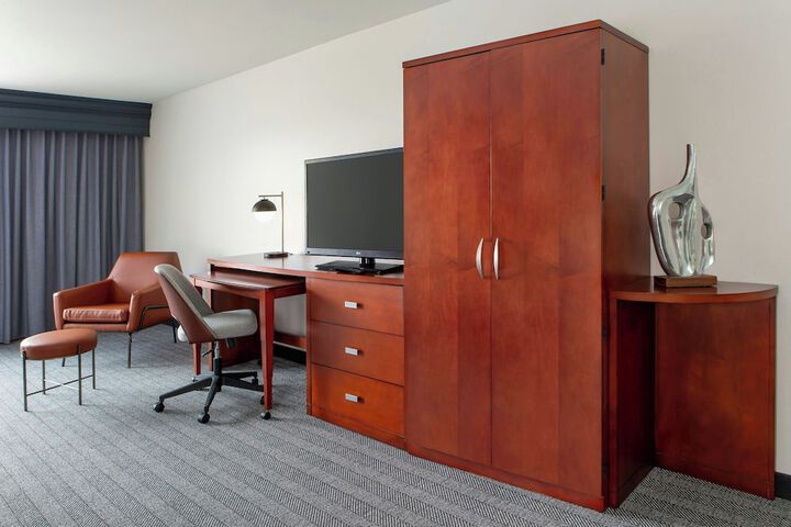 Courtyard by Marriott Madison West Middleton