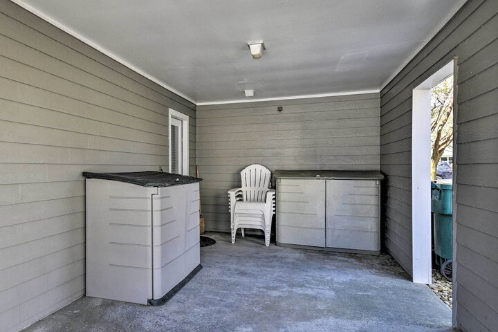 Home w / Deck in Corolla Light: Walk to Beach!