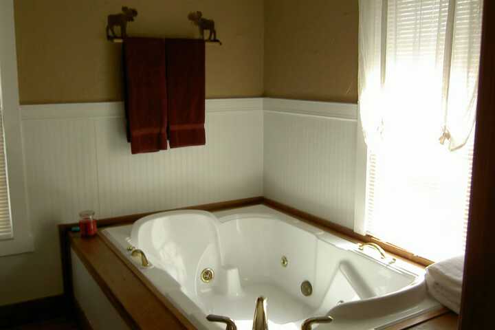 Hot Tub 18 of 21