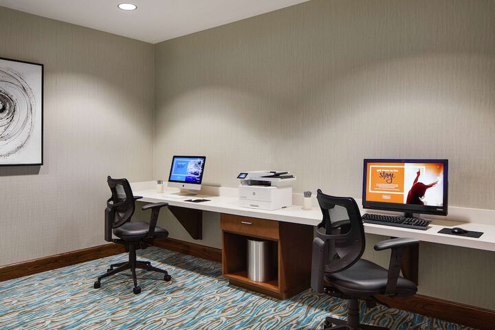 Business Center 37 of 37