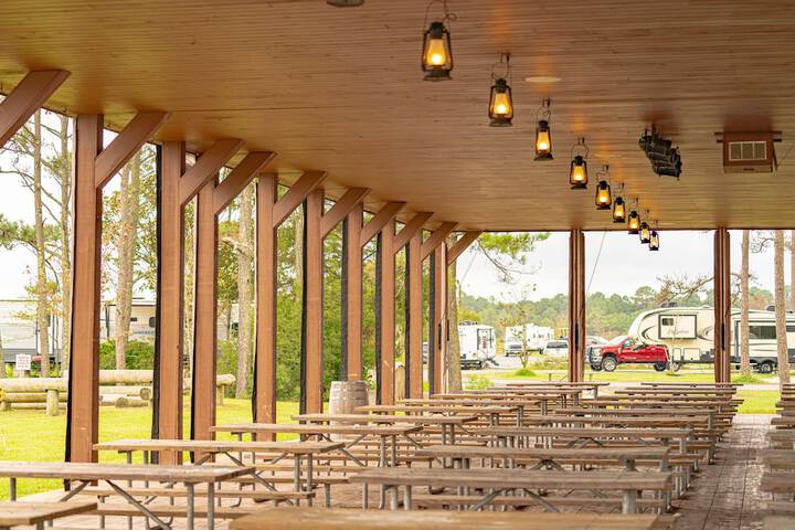 Frontier Town Campground