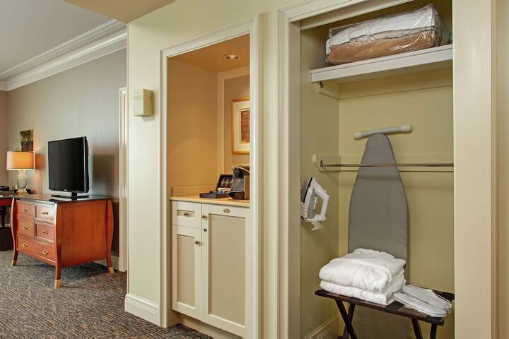 Room 78 of 165