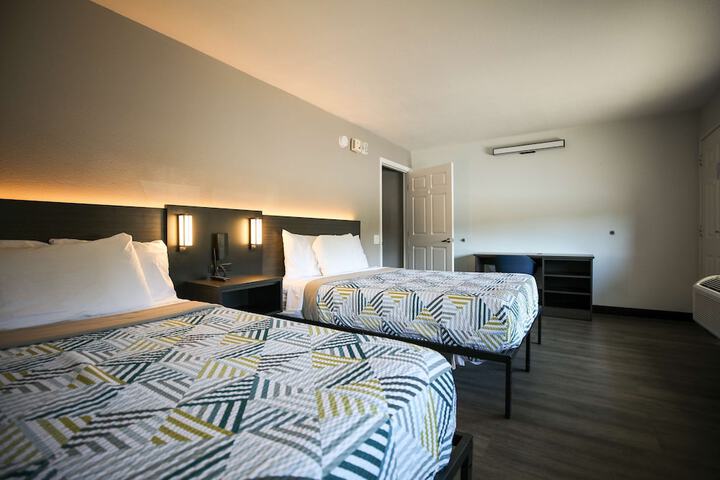 Room 18 of 35