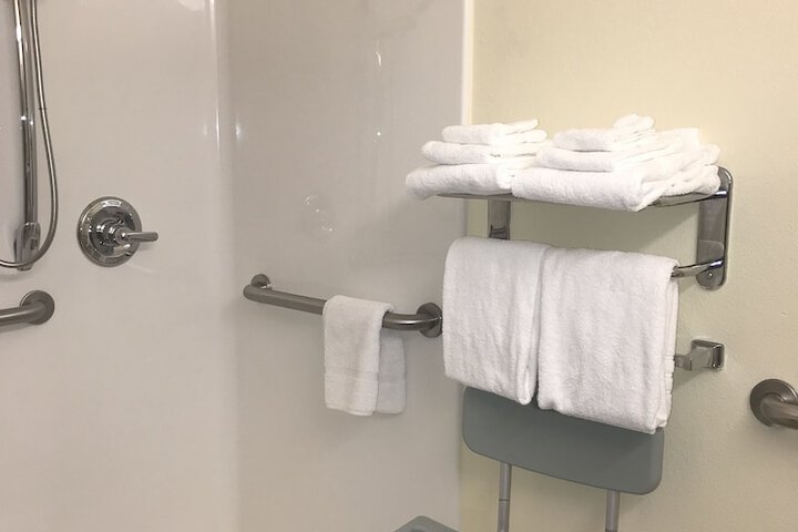 Room 25 of 67