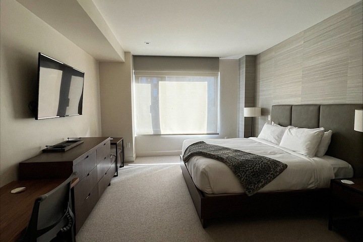 Room 95 of 187