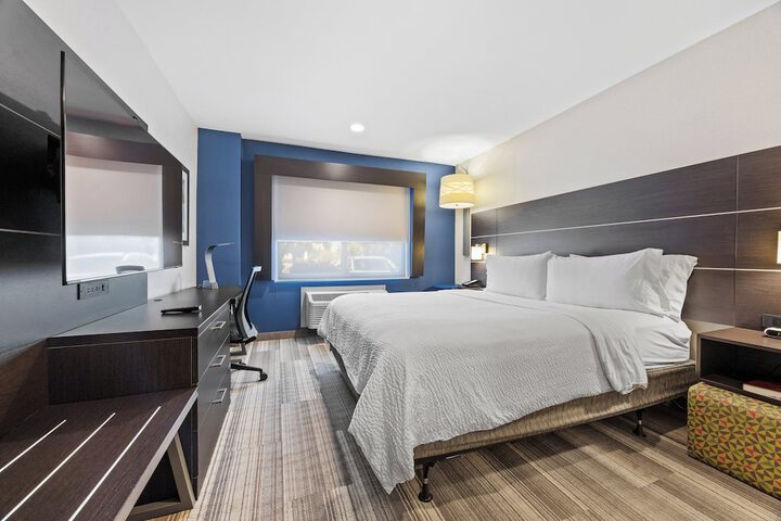 Holiday Inn Express Sunnyvale - Silicon Valley by IHG