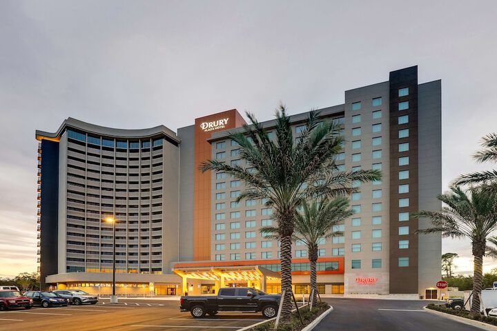 Hotel 2 of 89