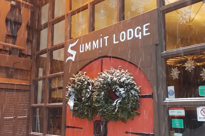 Summit Lodge