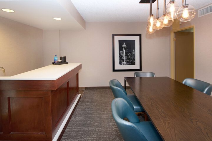 Embassy Suites by Hilton Seattle North Lynnwood