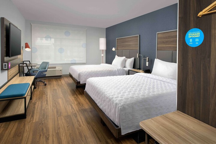 Room 18 of 35