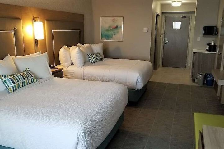 Room 25 of 72
